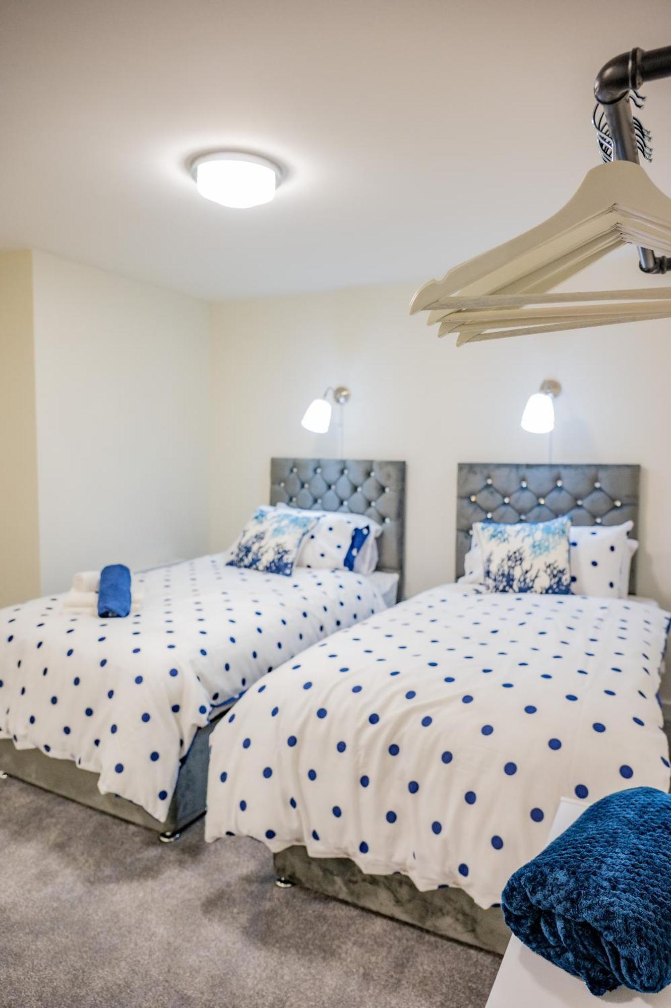 Апартаменты Basement Bliss Hideaway Брадфорд Экстерьер фото