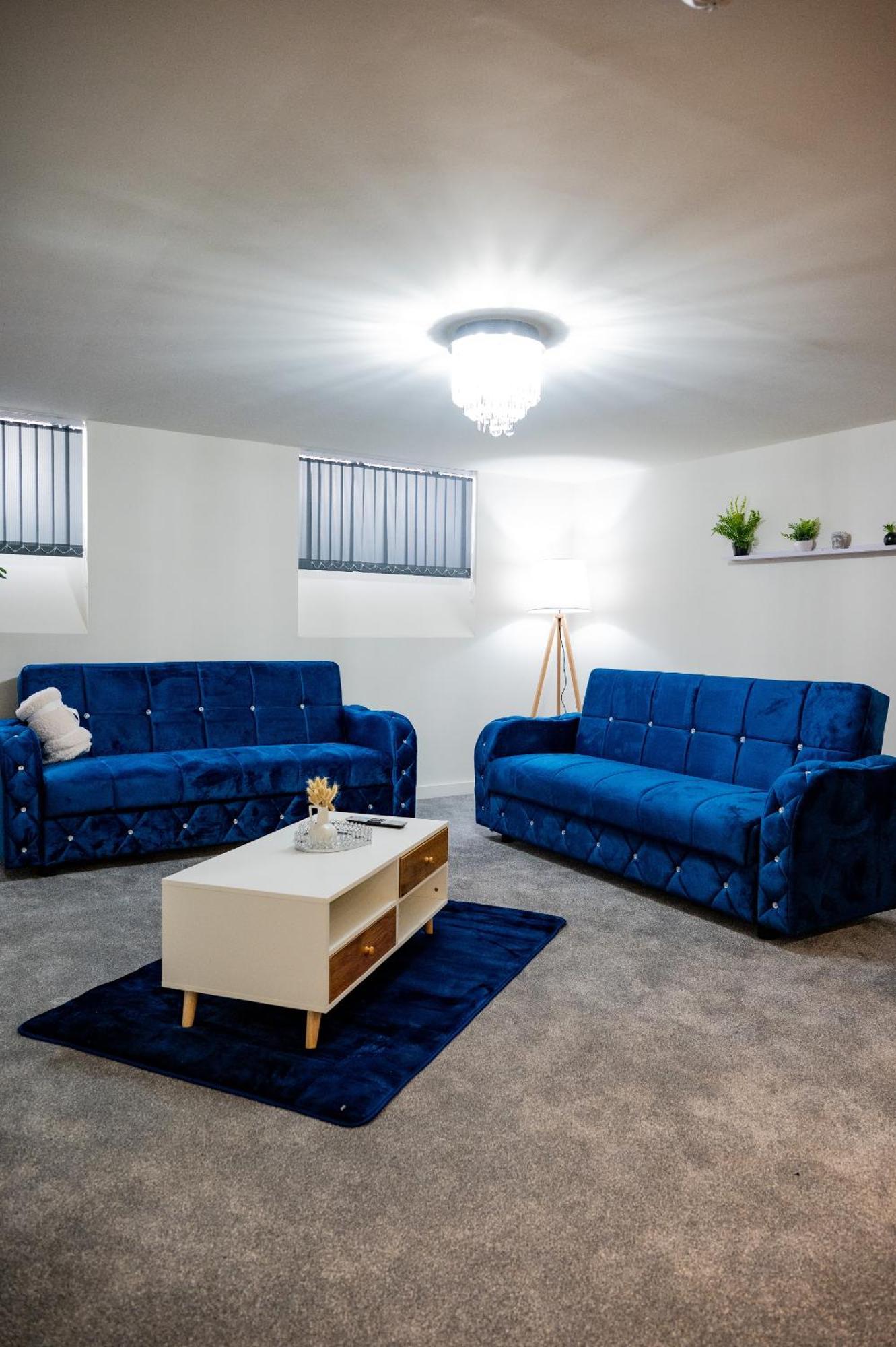 Апартаменты Basement Bliss Hideaway Брадфорд Экстерьер фото